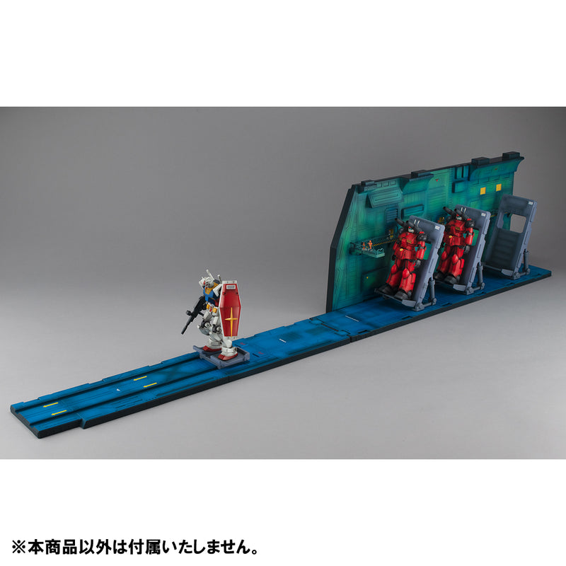 Gundam Mobile Suit MEGAHOUSE Realistic Model Series（For 1／144 HG series） White Base Catapult Deck ANIME EDITION