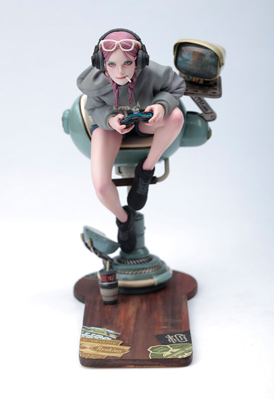 Sum-Art Tokyo Game Girl