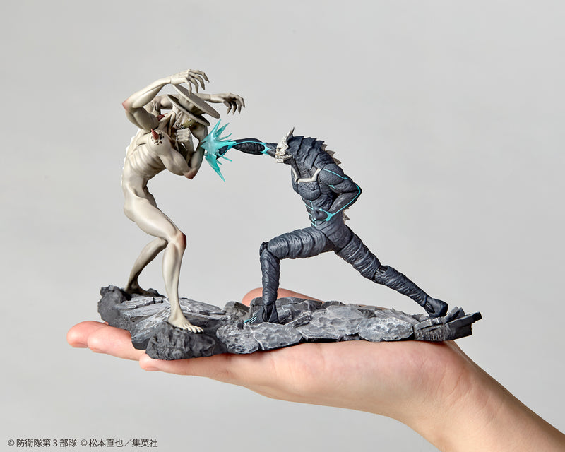 KAIJU No.8 Kaiyodo Kaiju No. 8 vs Kaiju No. 9