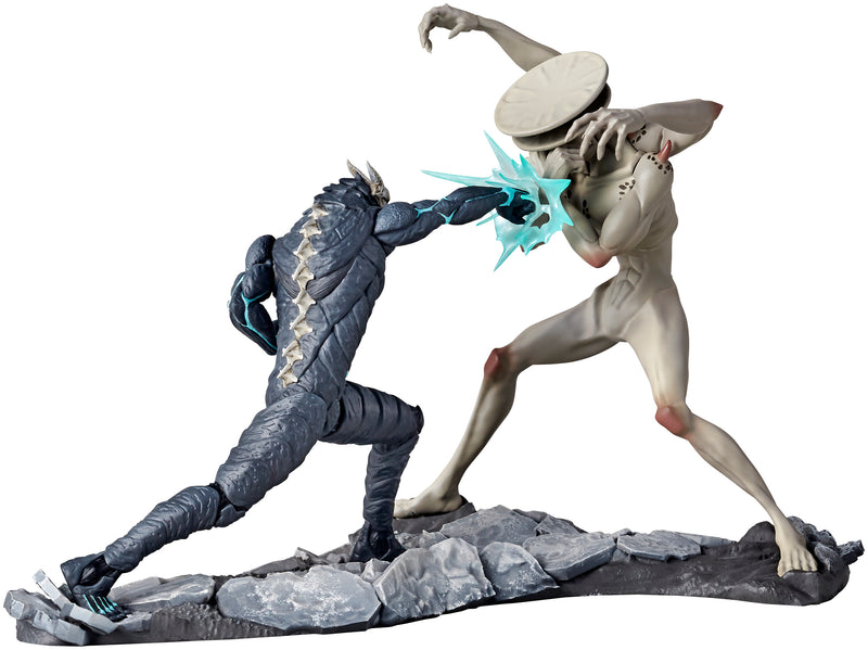 KAIJU No.8 Kaiyodo Kaiju No. 8 vs Kaiju No. 9