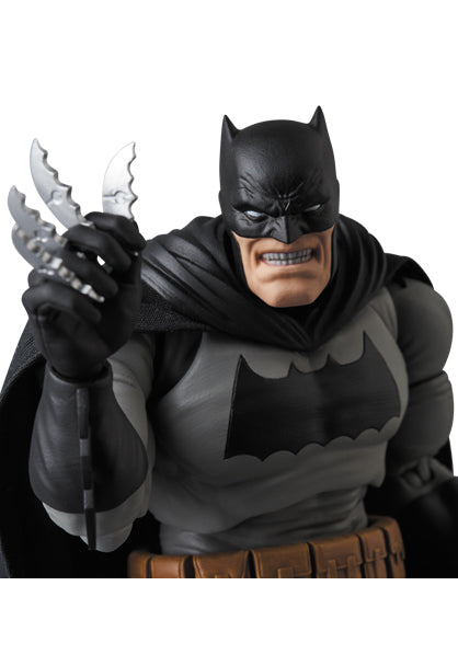 Batman the Dark Knight Returns MEDICOM TOYS MAFEX BATMAN (REPRODUCITON)