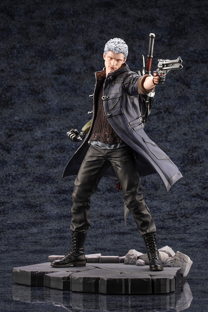 Devil May Cry 5 Kotobukiya ARTFX J Nero (Resale)
