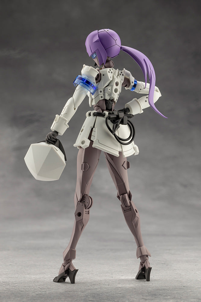 MEGALOMARIA UNLIMITED UNIVERSE Kotobukiya  VANGUARD LEADER