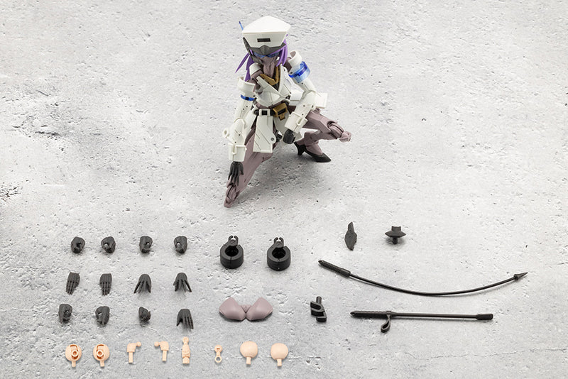 MEGALOMARIA UNLIMITED UNIVERSE Kotobukiya  VANGUARD LEADER