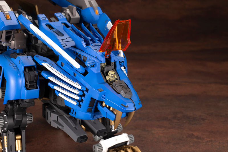 Zoids Kotobukiya HMM RZ-028 Blade Liger AB