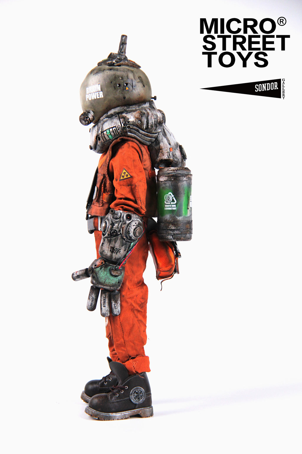 Rust Actionfigures MICRO(R) STREET TOYS x SONDOR ERA OF RUST-ROGER 1/6 SCALE ACTION FIGUR