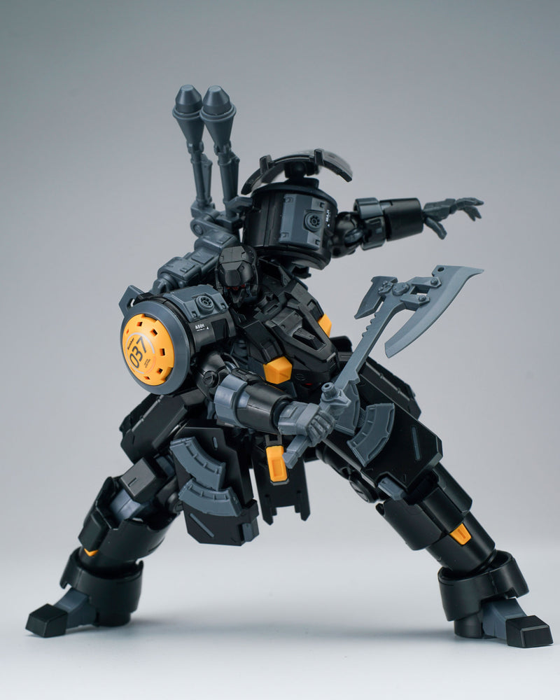 ULTRA ACTION TROOPER SERIES SHEIK MAINLAND ZAROV M1 1/144 SCALE PLASTIC MODEL KIT (METALLIC BLACK)