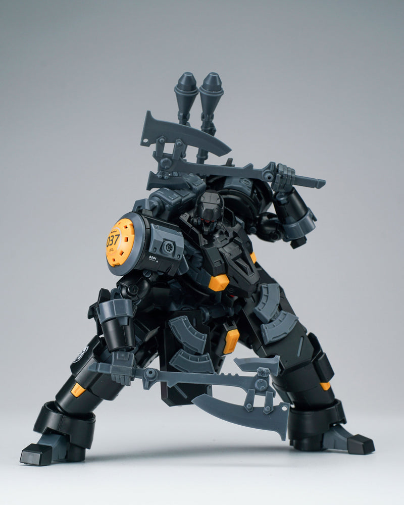 ULTRA ACTION TROOPER SERIES SHEIK MAINLAND ZAROV M1 1/144 SCALE PLASTIC MODEL KIT (METALLIC BLACK)