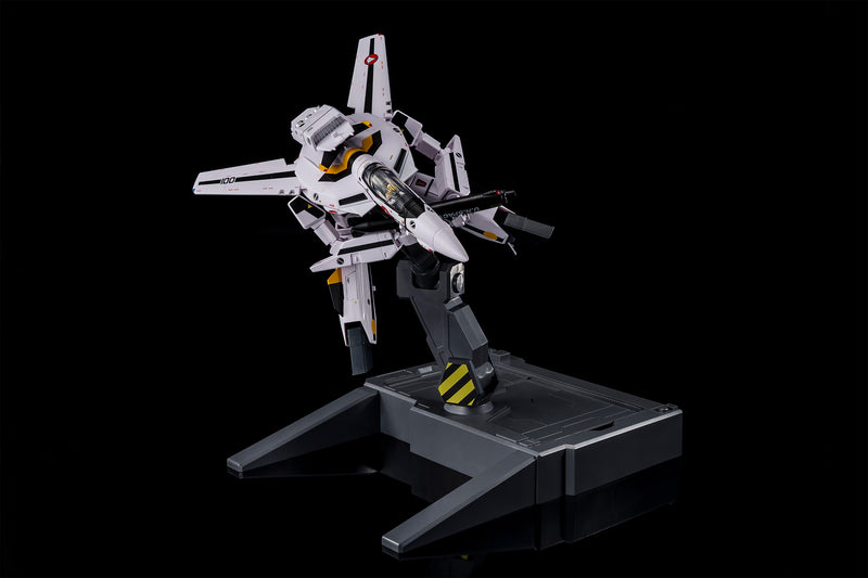 Macross: Do You Remember Love? ARCADIA Macross Variable Stand (re-run)