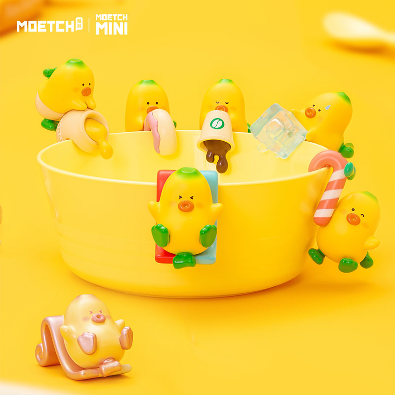 MOETCH BANA x BANA LEISURELY AFTERNOON SERIES TRADING FIGURE(1 Random)