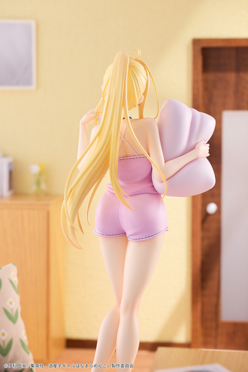 HOKKAIDO GALS ARE SUPER ADORABLE! HANABEE FUYUKI MINAMI PAJAMA VER.