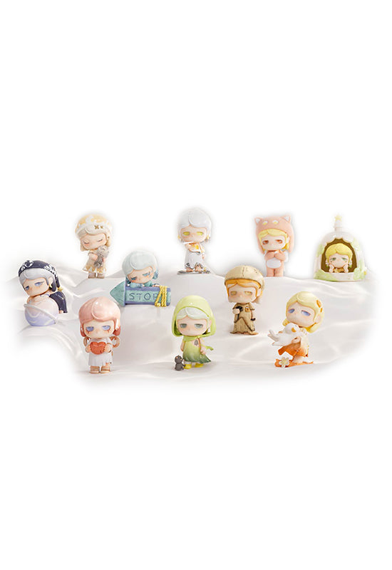 PLUM PMOA I KNOW ME (Set of 9 figures)