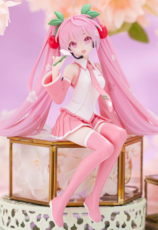 Hatsune Miku FuRyu Noodle Stopper Figure Sakura Miku 2024