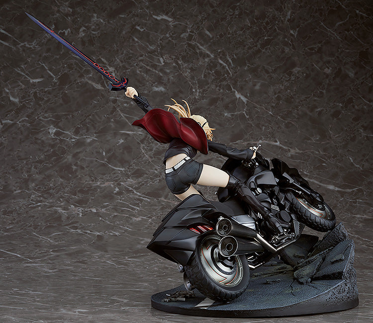 Fate/Grand Order Good Smile Company Saber/Altria Pendragon (Alter) & Cuirassier Noir (Rerelease)