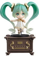 1538 Character Vocal Series 01: Hatsune Miku Nendoroid Hatsune Miku: Symphony 5th Anniversary Ver. (re-run)