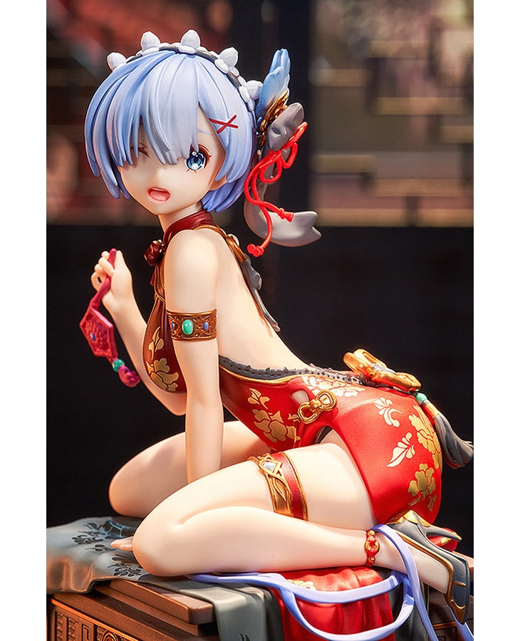 Re:ZERO -Starting Life in Another World- KADOKAWA Rem: Graceful Beauty 2024 New Year ver.