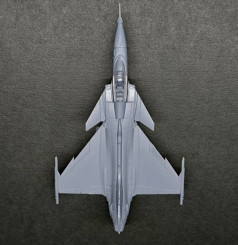 HMA 1/144 JAS39 Gripen Plastic Model Kit (Renewal Edition)