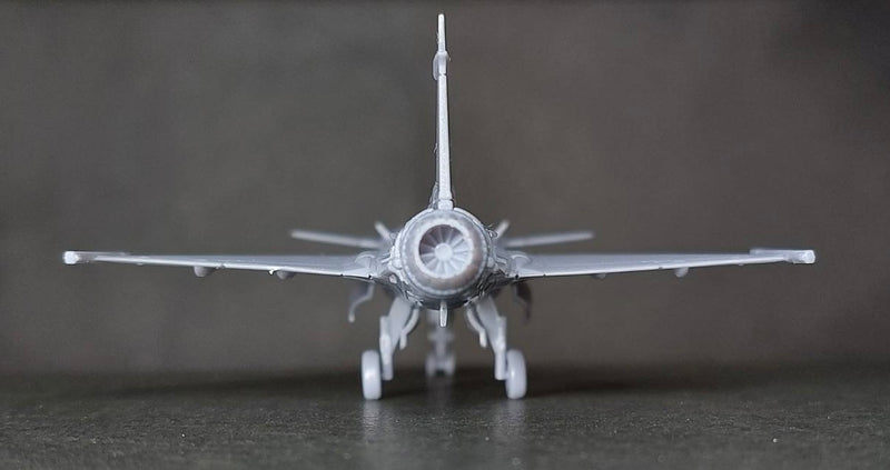 HMA 1/144 JAS39 Gripen Plastic Model Kit (Renewal Edition)