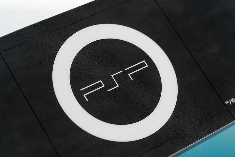 PlayStation Good Smile Company PSP™ (PlayStation™Portable) Rattle Acrylic Stand: Black Ver./White Ver.