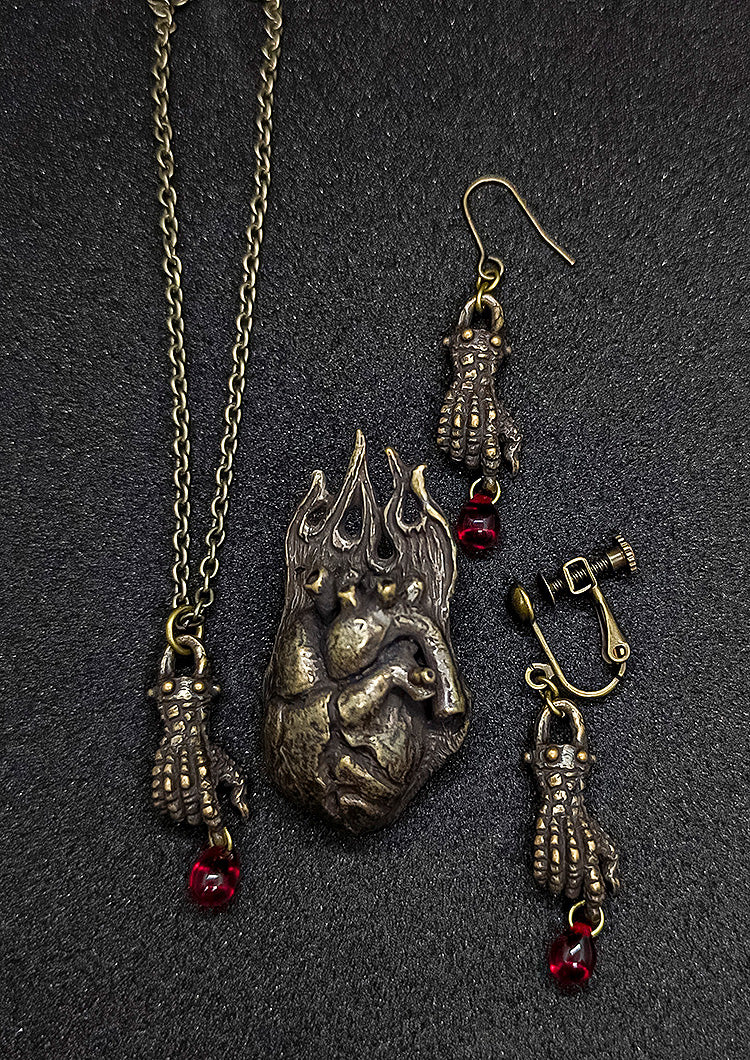 Dragon's Dogma 2 16 directions Dragon Hand (Piercing) For One Ear