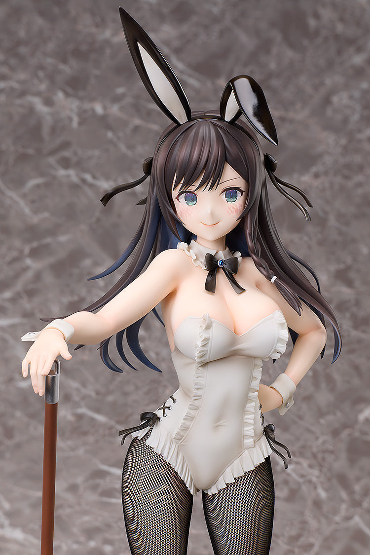 I May Be a Guild Receptionist, But I'll Solo Any Boss to Clock Out on Time FREEing Alina Clover: Bunny Ver.