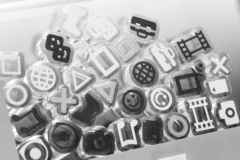 PlayStation Good Smile Company PSP™ (PlayStation™Portable) Rattle Acrylic Stand: Black Ver./White Ver.
