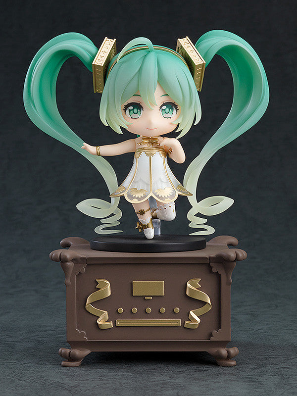 1538 Character Vocal Series 01: Hatsune Miku Nendoroid Hatsune Miku: Symphony 5th Anniversary Ver. (re-run)