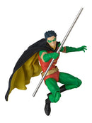 BATMAN  MEDICOM TOYS MAFEX ROBIN (BATMAN HUSH Ver.)