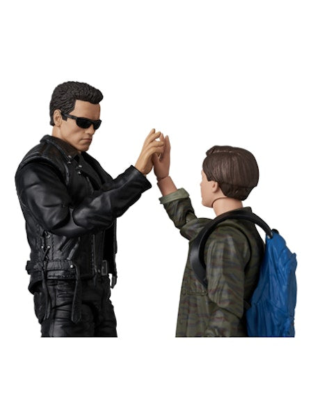 T2 MEDICOM TOYS MAFEX T-800 (T2 Ver.) & John Connor