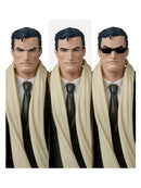 BATMAN: HUSH MEDICOM TOYS MAFEX BRUCE WAYNE (BATMAN: HUSH Ver.)