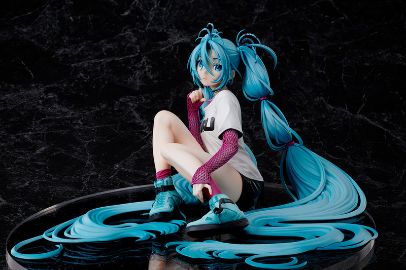 Hatsune Miku×Yoneyama Mai STRONGER The Latest Street Style "Cute" LIMITED Edition