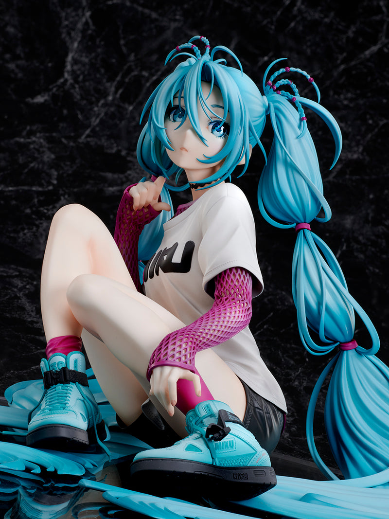 Hatsune Miku×Yoneyama Mai STRONGER The Latest Street Style "Cute" LIMITED Edition