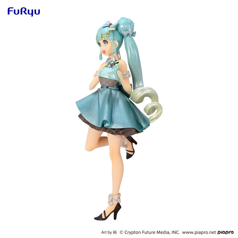 Hatsune Miku FuRyu SweetSweets Series Figure Hatsune Miku Chocolate Mint Pearl Color