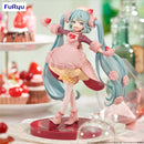 Hatsune Miku FURYU SweetSweets Series Figure -Strawberry Chocolate Short-