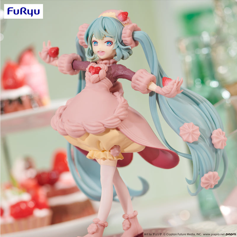 Hatsune Miku FURYU SweetSweets Series Figure -Strawberry Chocolate Short-