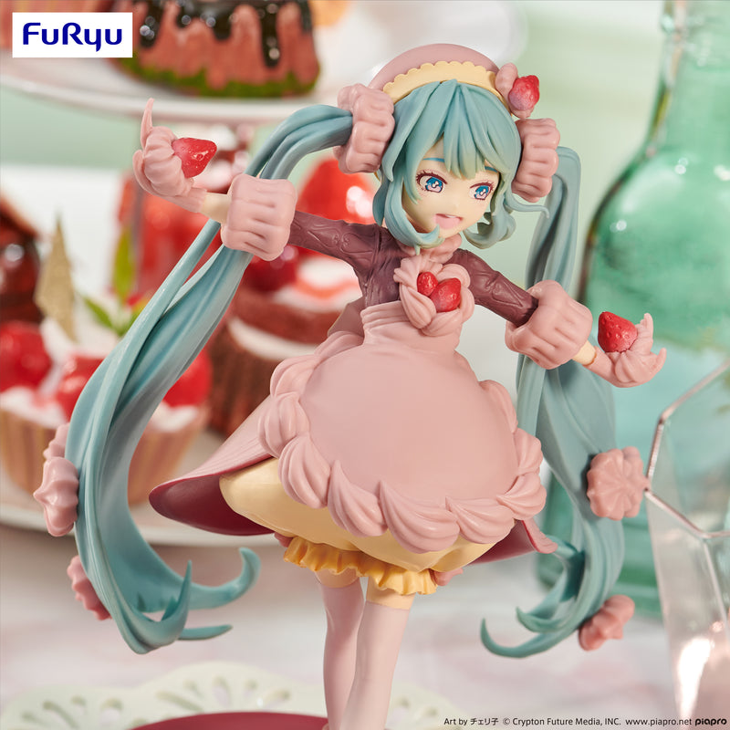 Hatsune Miku FURYU SweetSweets Series Figure -Strawberry Chocolate Short-