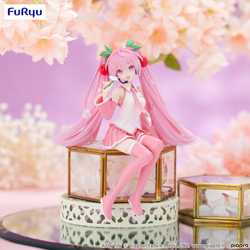 Hatsune Miku FuRyu Noodle Stopper Figure Sakura Miku 2024
