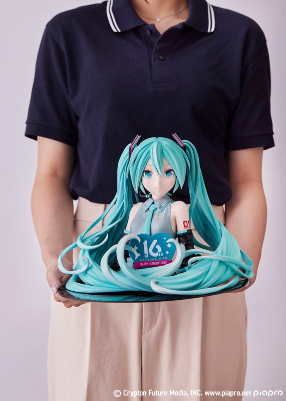 Hatsune Miku FuRyu Hatsune Miku 16th Anniversary Bust Figure