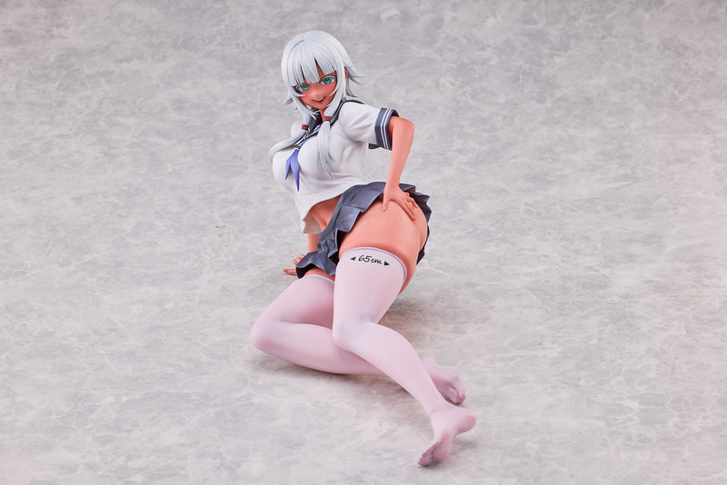 World Where the Thickness of a Girl's Thighs is Equal to Her Social Status PURE Raura Aiza