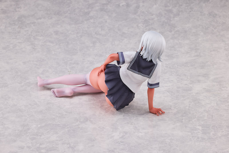 World Where the Thickness of a Girl's Thighs is Equal to Her Social Status PURE Raura Aiza & Iroha Shishikura