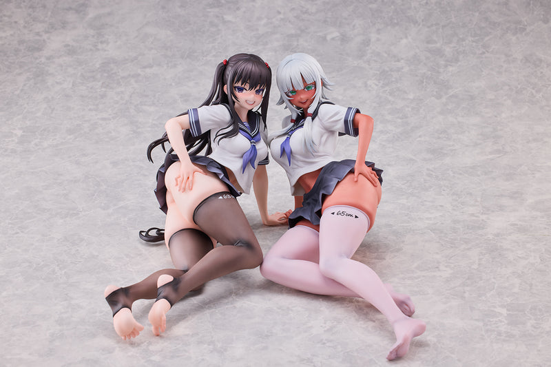 World Where the Thickness of a Girl's Thighs is Equal to Her Social Status PURE Raura Aiza & Iroha Shishikura