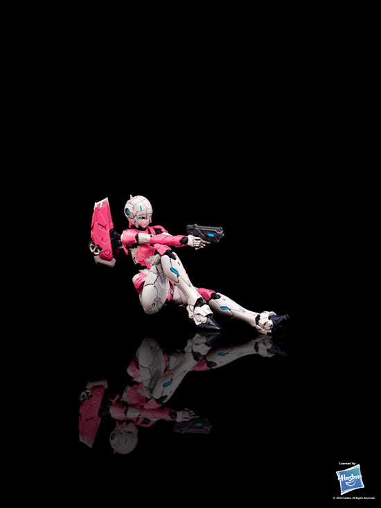 TRANSFORMERS Flame Toys Furai Model Arcee