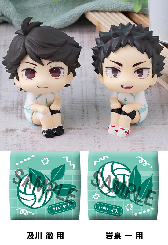 Haikyu！！ MEGAHOUSE Lookup Toru Oikawa／ Hajime Iwaizumi  Uniform ver. set 【with gift】