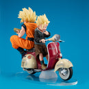 Dragon Ball Z MEGAHOUSE DESKTOP REAL McCOY EX Super Saiyan Son Goku &  Super Saiyan Son Gohan＆Mortorbike