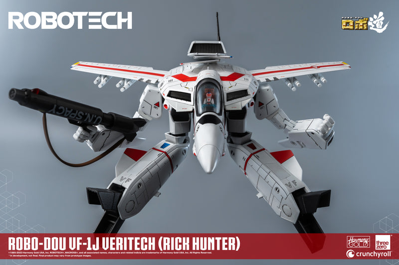 Robotech threezero 3A ROBO-DOU VF-1J Veritech (Rick Hunter)