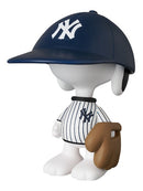 MLB × PEANUTS MEDICOM TOYS UDF NEW YORK YANKEES SNOOPY