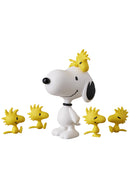 PEANUTS MEDICOM TOYS UDF SERIES 19: Happiness is all your friends