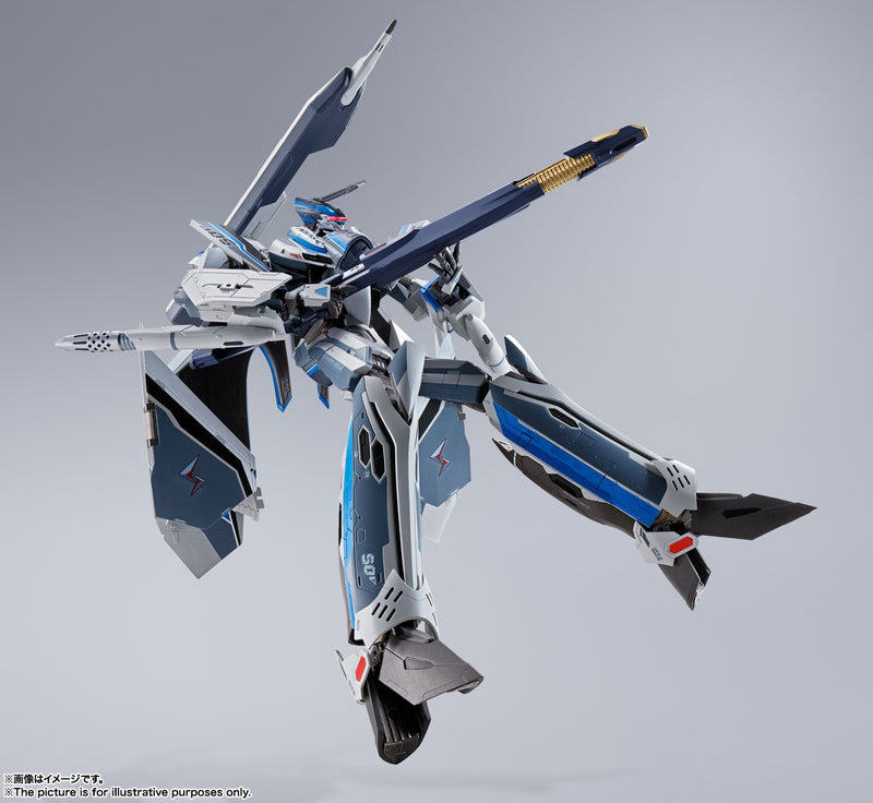 Macross Delta Movie: Absolute Live!!!!!! Bandai DX Chogokin  First Limited Edition VF-31AX Kairos Plus (Hayate Immelman Machine)