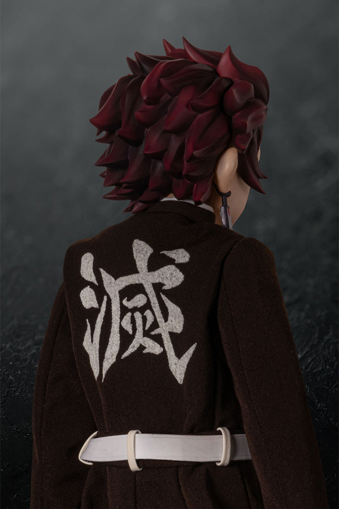 Demon Slayer: Kimetsu no Yaiba Aniplex Tanjiro Kamado 1/6 Scale Action Figure