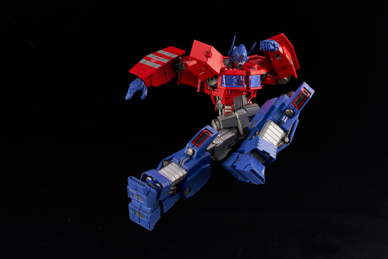 TRANSFORMERS Flame Toys Furai Model Optimus Prime IDW ver.